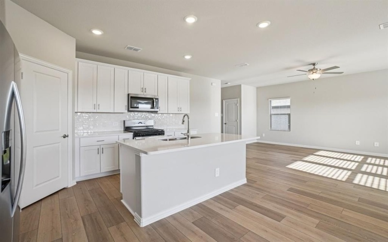 519 Clover Creek Drive, Princeton, TX 75071, 3 Habitaciones Habitaciones , ,2 BañosBaños,Residential,En Venta,519 Clover Creek Drive,0,21072021