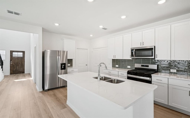 4143 Lavon Drive, Farmersville, TX 75442, 4 Bedrooms Bedrooms, ,2 BathroomsBathrooms,Residential,For Sale,4143 Lavon Drive,0,21072038