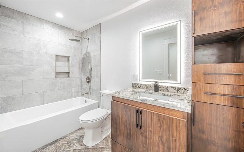 3712 Oak Meadow Street, Granbury, TX 76048, 3 Bedrooms Bedrooms, ,2 BathroomsBathrooms,Residential,For Sale,3712 Oak Meadow Street,0,21072287