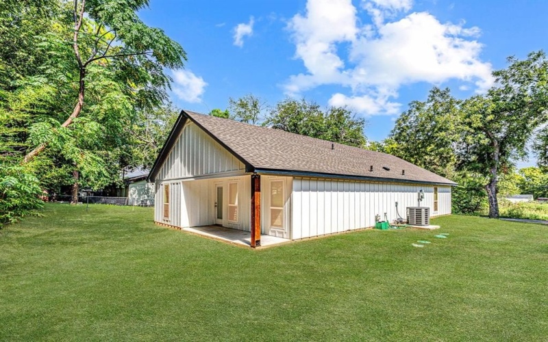 3712 Oak Meadow Street, Granbury, TX 76048, 3 Bedrooms Bedrooms, ,2 BathroomsBathrooms,Residential,For Sale,3712 Oak Meadow Street,0,21072287