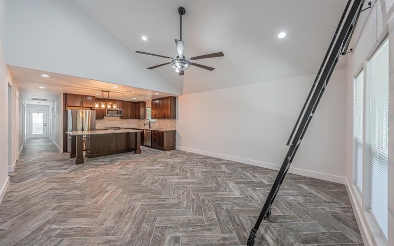 3712 Oak Meadow Street, Granbury, TX 76048, 3 Bedrooms Bedrooms, ,2 BathroomsBathrooms,Residential,For Sale,3712 Oak Meadow Street,0,21072287
