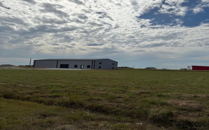 25 PRIVATE ROAD 33084, Sumner, TX 75486, ,Residential,En Venta,25 PRIVATE ROAD 33084,0,21073250