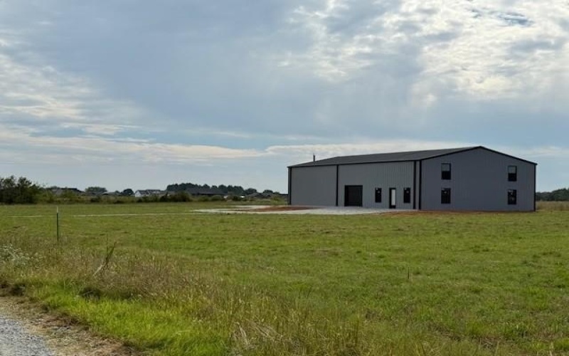 25 PRIVATE ROAD 33084, Sumner, TX 75486, ,Residential,En Venta,25 PRIVATE ROAD 33084,0,21073250