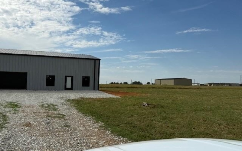 25 PRIVATE ROAD 33084, Sumner, TX 75486, ,Residential,En Venta,25 PRIVATE ROAD 33084,0,21073250