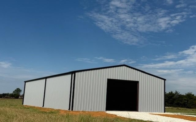 25 PRIVATE ROAD 33084, Sumner, TX 75486, ,Residential,En Venta,25 PRIVATE ROAD 33084,0,21073250