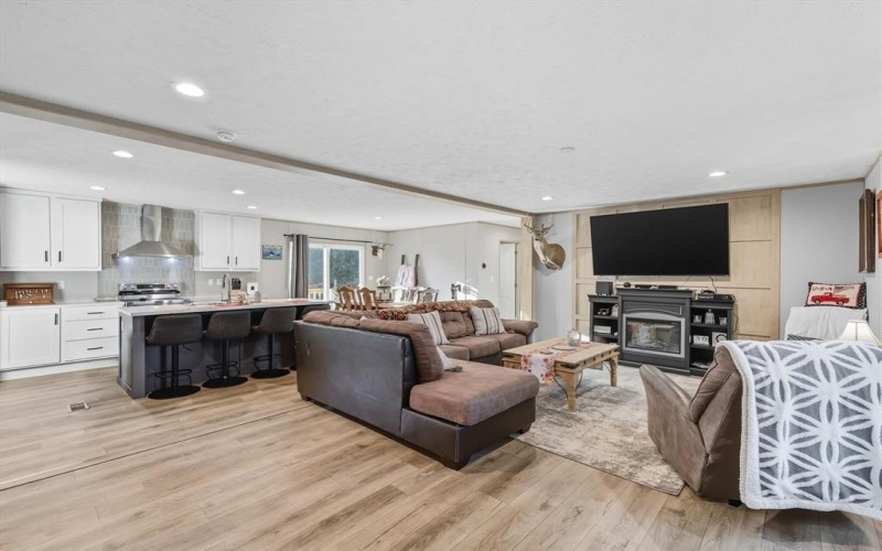 615 CR 167, Whitesboro, TX 76273, 3 Bedrooms Bedrooms, ,2 BathroomsBathrooms,Residential,For Sale,615 CR 167,0,21074247