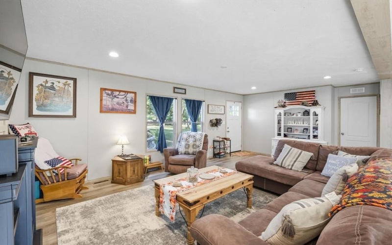 615 CR 167, Whitesboro, TX 76273, 3 Bedrooms Bedrooms, ,2 BathroomsBathrooms,Residential,For Sale,615 CR 167,0,21074247