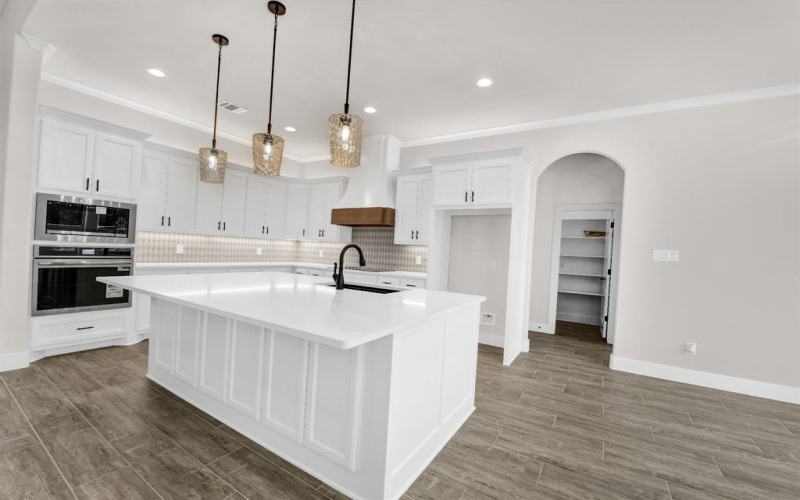 1012 Arbor Vista Drive, Azle, TX 76020, 4 Bedrooms Bedrooms, ,2 BathroomsBathrooms,Residential,For Sale,1012 Arbor Vista Drive,0,21074593
