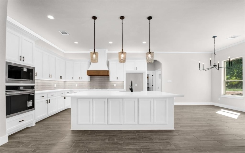 1012 Arbor Vista Drive, Azle, TX 76020, 4 Bedrooms Bedrooms, ,2 BathroomsBathrooms,Residential,For Sale,1012 Arbor Vista Drive,0,21074593