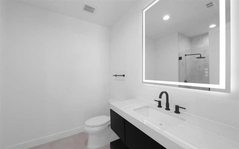 6629 Prosper Street, Dallas, TX 75209, 4 Bedrooms Bedrooms, ,6 BathroomsBathrooms,Residential,For Sale,6629 Prosper Street,0,21074704
