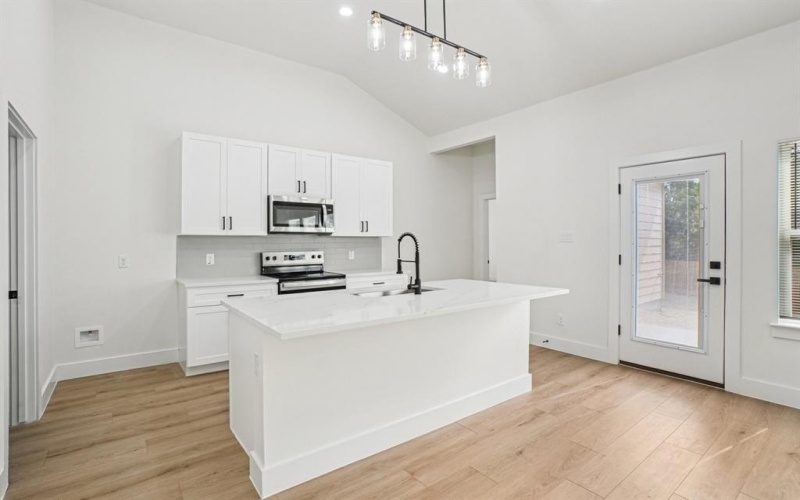 1626 Stoneman Street, Dallas, TX 75215, 4 Bedrooms Bedrooms, ,2 BathroomsBathrooms,Residential,For Sale,1626 Stoneman Street,0,21074758