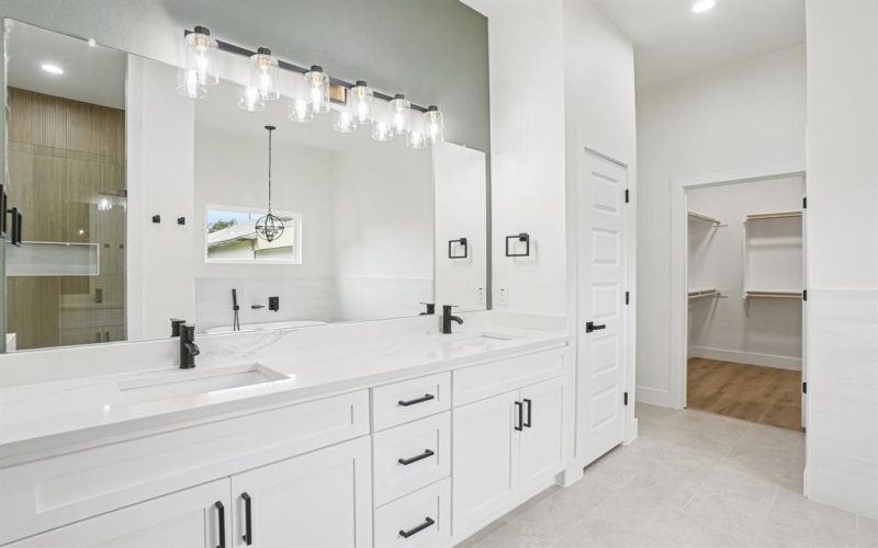 1626 Stoneman Street, Dallas, TX 75215, 4 Bedrooms Bedrooms, ,2 BathroomsBathrooms,Residential,For Sale,1626 Stoneman Street,0,21074758
