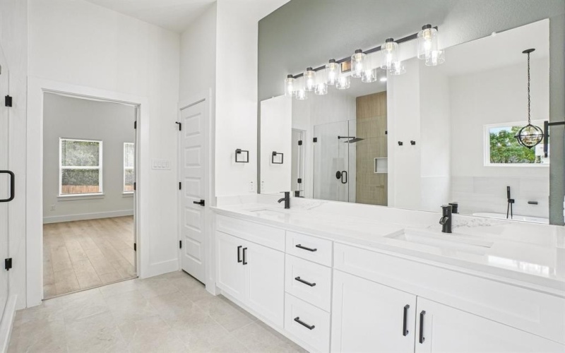 1626 Stoneman Street, Dallas, TX 75215, 4 Bedrooms Bedrooms, ,2 BathroomsBathrooms,Residential,For Sale,1626 Stoneman Street,0,21074758