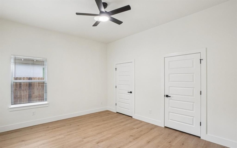 1626 Stoneman Street, Dallas, TX 75215, 4 Bedrooms Bedrooms, ,2 BathroomsBathrooms,Residential,For Sale,1626 Stoneman Street,0,21074758
