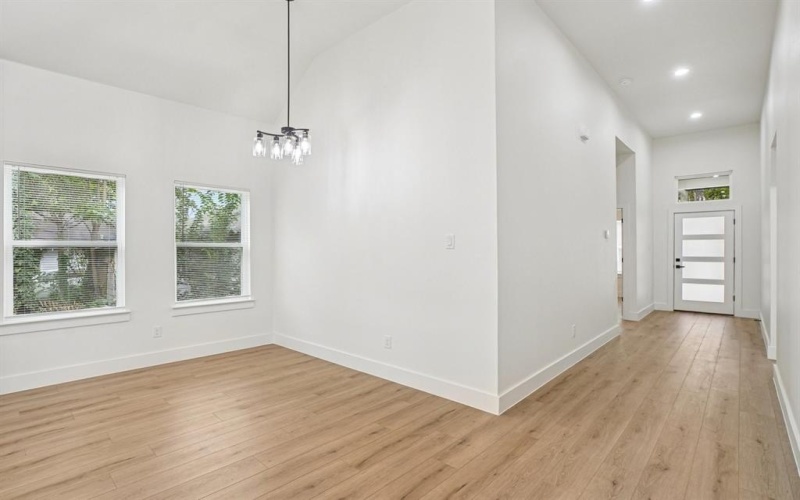 1626 Stoneman Street, Dallas, TX 75215, 4 Bedrooms Bedrooms, ,2 BathroomsBathrooms,Residential,For Sale,1626 Stoneman Street,0,21074758