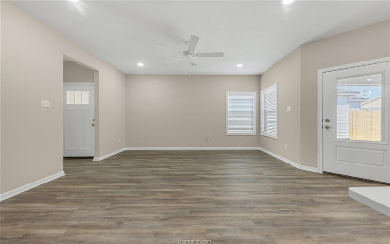 1237 Storm Row, Bryan, TX 77808, 3 Bedrooms Bedrooms, ,3 BathroomsBathrooms,Residential,For Sale,1237 Storm Row,25000910