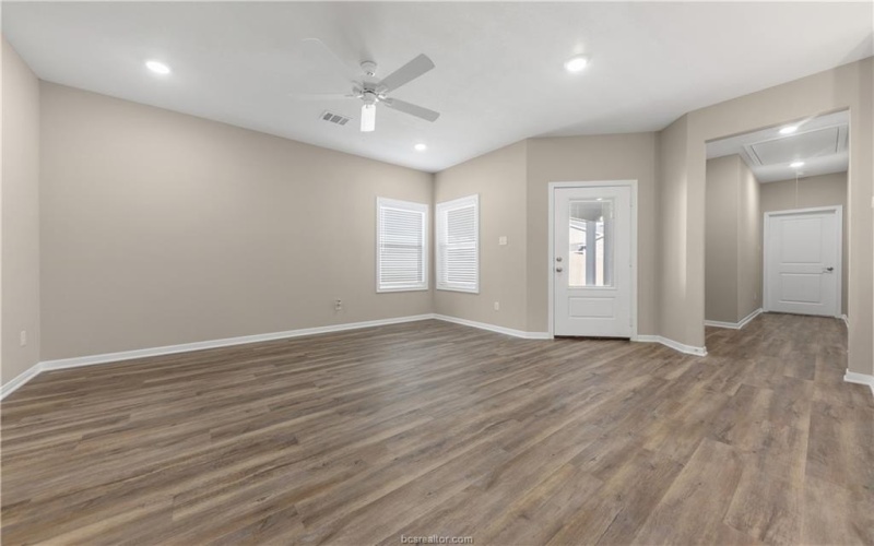 1237 Storm Row, Bryan, TX 77808, 3 Bedrooms Bedrooms, ,3 BathroomsBathrooms,Residential,For Sale,1237 Storm Row,25000910