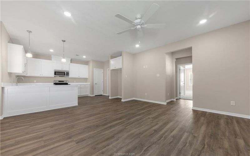 1237 Storm Row, Bryan, TX 77808, 3 Bedrooms Bedrooms, ,3 BathroomsBathrooms,Residential,For Sale,1237 Storm Row,25000910