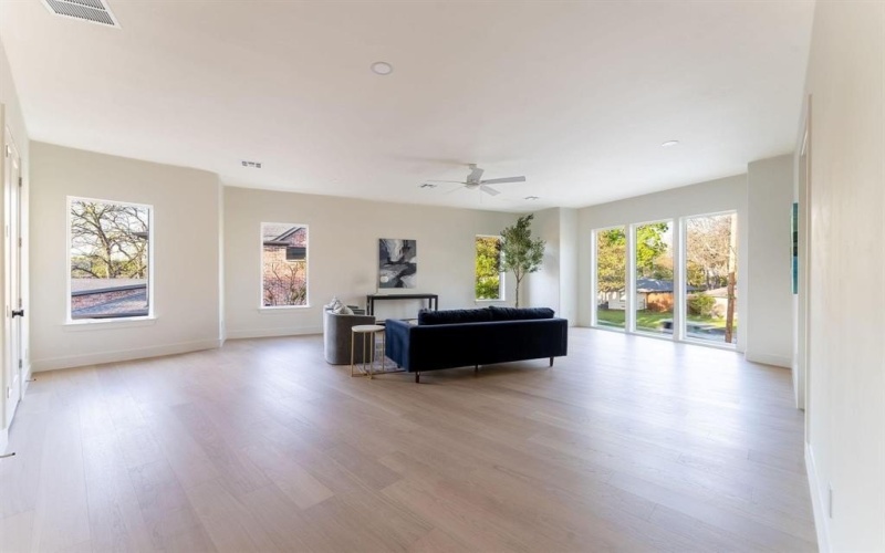 3815 Dunhaven Road, Dallas, TX 75220, 6 Bedrooms Bedrooms, ,6 BathroomsBathrooms,Residential,For Sale,3815 Dunhaven Road,0,21074968