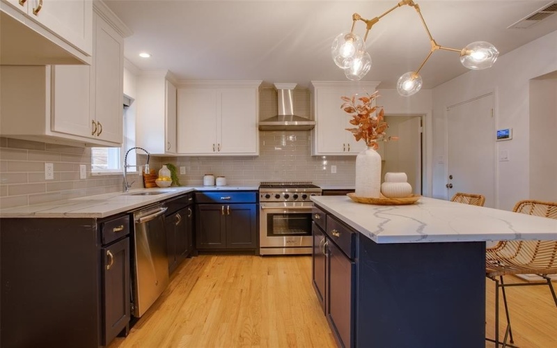 6721 Belford Drive, Dallas, TX 75214, 3 Bedrooms Bedrooms, ,2 BathroomsBathrooms,Residential,For Sale,6721 Belford Drive,0,21075045