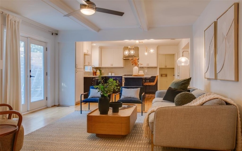 6721 Belford Drive, Dallas, TX 75214, 3 Bedrooms Bedrooms, ,2 BathroomsBathrooms,Residential,For Sale,6721 Belford Drive,0,21075045