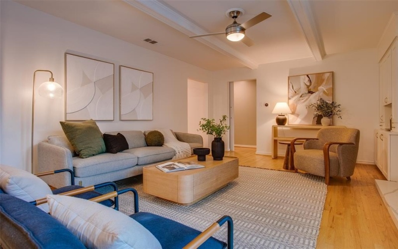 6721 Belford Drive, Dallas, TX 75214, 3 Bedrooms Bedrooms, ,2 BathroomsBathrooms,Residential,For Sale,6721 Belford Drive,0,21075045