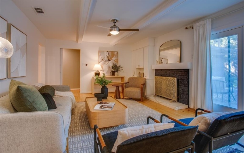 6721 Belford Drive, Dallas, TX 75214, 3 Bedrooms Bedrooms, ,2 BathroomsBathrooms,Residential,For Sale,6721 Belford Drive,0,21075045