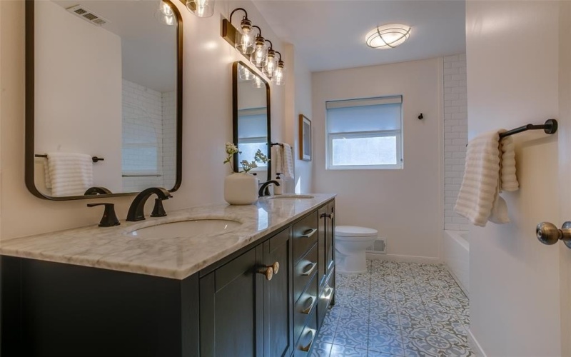 6721 Belford Drive, Dallas, TX 75214, 3 Bedrooms Bedrooms, ,2 BathroomsBathrooms,Residential,For Sale,6721 Belford Drive,0,21075045