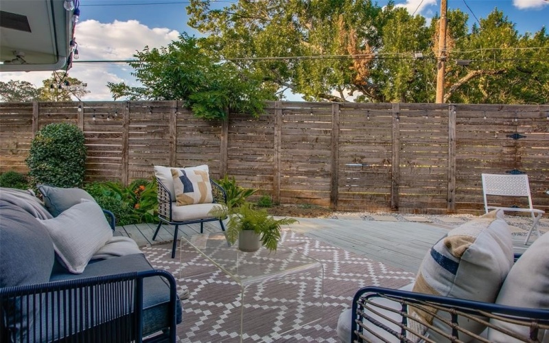 6721 Belford Drive, Dallas, TX 75214, 3 Bedrooms Bedrooms, ,2 BathroomsBathrooms,Residential,For Sale,6721 Belford Drive,0,21075045