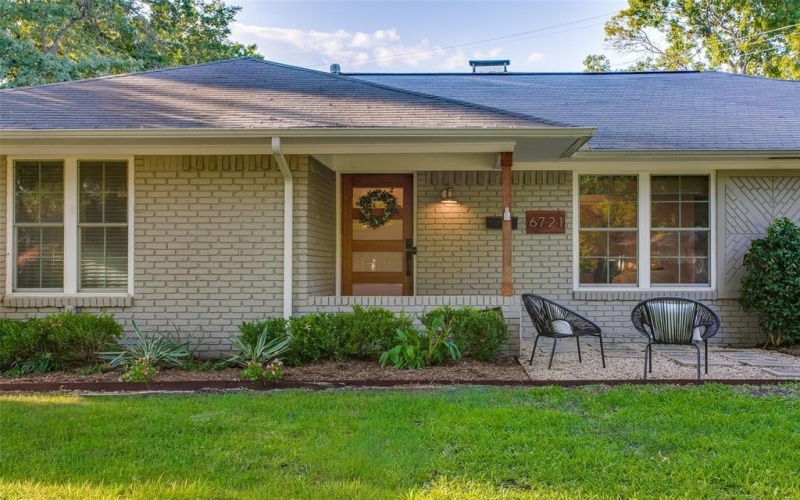 6721 Belford Drive, Dallas, TX 75214, 3 Bedrooms Bedrooms, ,2 BathroomsBathrooms,Residential,For Sale,6721 Belford Drive,0,21075045