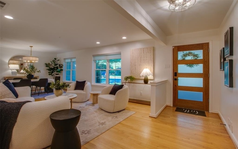 6721 Belford Drive, Dallas, TX 75214, 3 Bedrooms Bedrooms, ,2 BathroomsBathrooms,Residential,For Sale,6721 Belford Drive,0,21075045