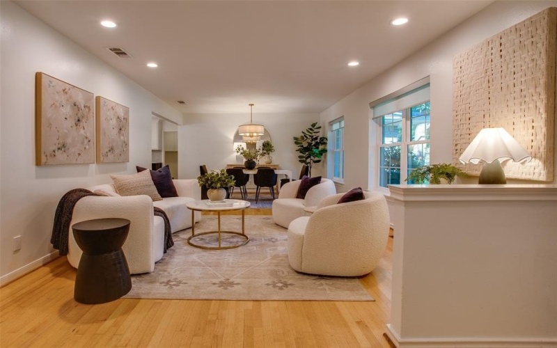 6721 Belford Drive, Dallas, TX 75214, 3 Bedrooms Bedrooms, ,2 BathroomsBathrooms,Residential,For Sale,6721 Belford Drive,0,21075045