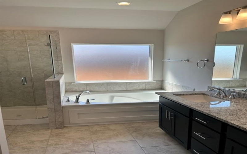 4157 Grassy Lake Drive, Bossier City, LA 71111, 3 Bedrooms Bedrooms, ,2 BathroomsBathrooms,Residential,For Sale,4157 Grassy Lake Drive,0,21075056