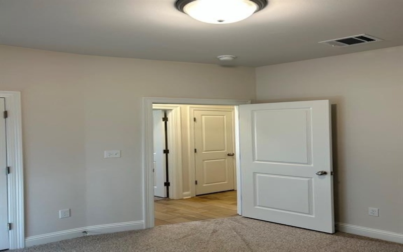 4157 Grassy Lake Drive, Bossier City, LA 71111, 3 Bedrooms Bedrooms, ,2 BathroomsBathrooms,Residential,For Sale,4157 Grassy Lake Drive,0,21075056