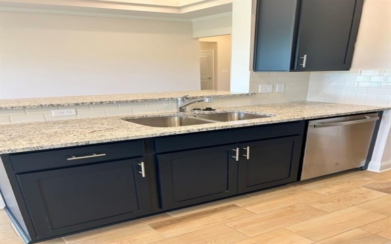 4157 Grassy Lake Drive, Bossier City, LA 71111, 3 Bedrooms Bedrooms, ,2 BathroomsBathrooms,Residential,For Sale,4157 Grassy Lake Drive,0,21075056