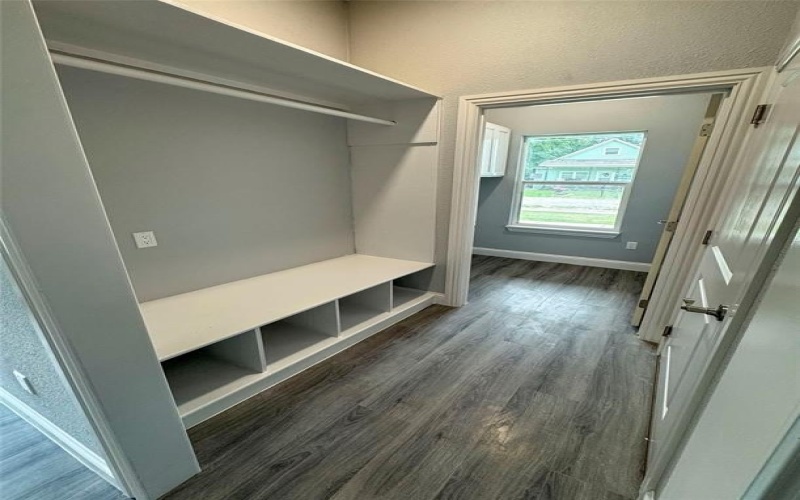 409 S Main Street, Bonham, TX 75418, 3 Bedrooms Bedrooms, ,2 BathroomsBathrooms,Residential,For Sale,409 S Main Street,0,21075145