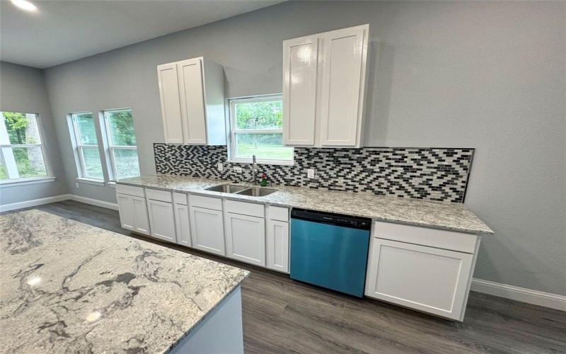 409 S Main Street, Bonham, TX 75418, 3 Bedrooms Bedrooms, ,2 BathroomsBathrooms,Residential,For Sale,409 S Main Street,0,21075145