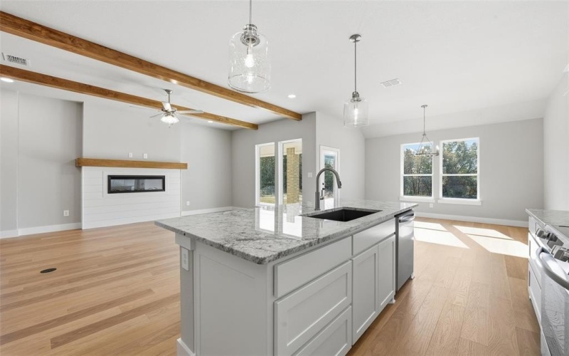 151 Rj Smith Drive, Boyd, TX 76023, 4 Bedrooms Bedrooms, ,2 BathroomsBathrooms,Residential,For Sale,151 Rj Smith Drive,0,21075198