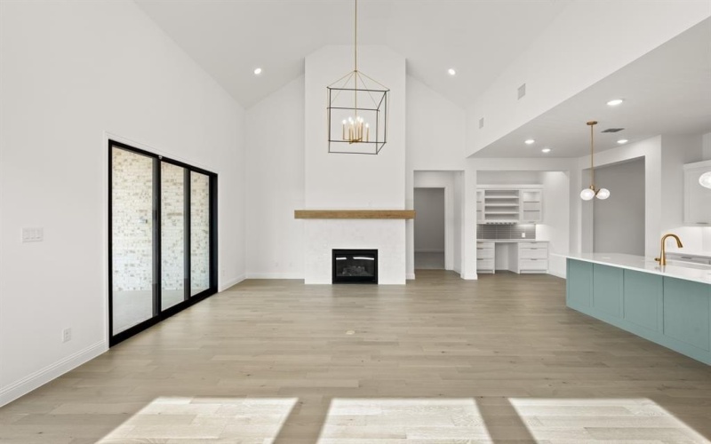 4730 Hawthorn Hills, Arlington, TX 76005, 3 Habitaciones Habitaciones , ,3 BañosBaños,Residential,En Venta,4730 Hawthorn Hills,0,21075283