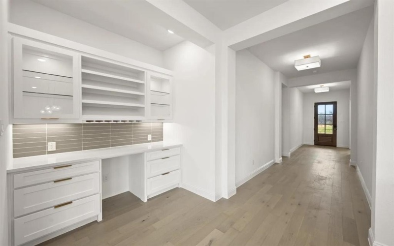 4730 Hawthorn Hills, Arlington, TX 76005, 3 Habitaciones Habitaciones , ,3 BañosBaños,Residential,En Venta,4730 Hawthorn Hills,0,21075283