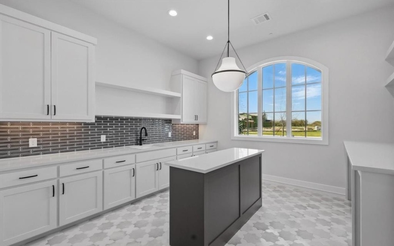 1418 Clydesdale Road, Bartonville, TX 76226, 5 Bedrooms Bedrooms, ,6 BathroomsBathrooms,Residential,For Sale,1418 Clydesdale Road,0,21075350