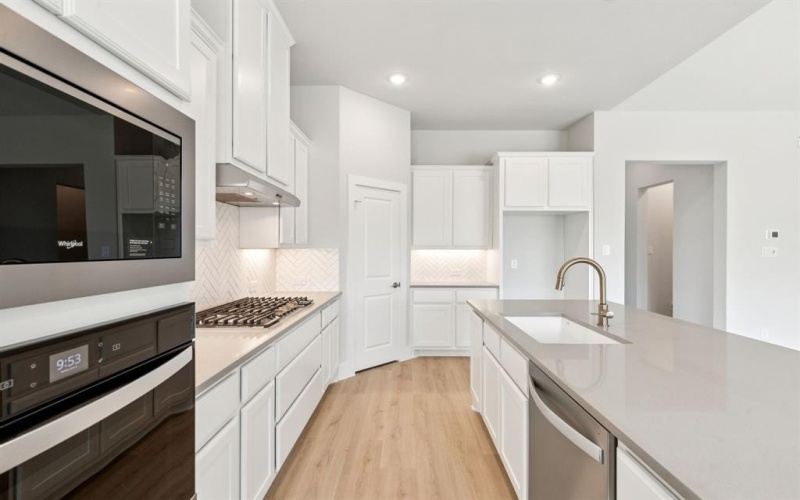 741 Prairie Look Avenue, Waxahachie, TX 75165, 4 Habitaciones Habitaciones , ,2 BañosBaños,Residential,En Venta,741 Prairie Look Avenue,0,21075438