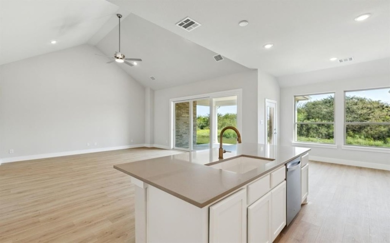 741 Prairie Look Avenue, Waxahachie, TX 75165, 4 Habitaciones Habitaciones , ,2 BañosBaños,Residential,En Venta,741 Prairie Look Avenue,0,21075438