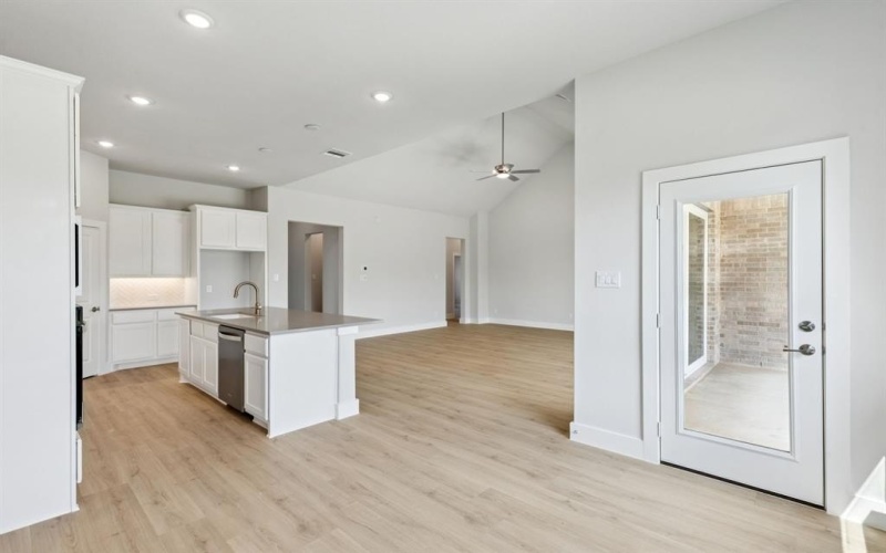 741 Prairie Look Avenue, Waxahachie, TX 75165, 4 Habitaciones Habitaciones , ,2 BañosBaños,Residential,En Venta,741 Prairie Look Avenue,0,21075438