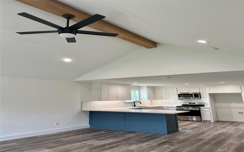 803 Sam Houston Street, Rockwall, TX 75087, 3 Habitaciones Habitaciones , ,2 BañosBaños,Residential,En Venta,803 Sam Houston Street,0,21075485