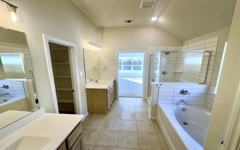10360 Tapioca Street, Fort Worth, TX 76036, 4 Bedrooms Bedrooms, ,2 BathroomsBathrooms,Residential,For Sale,10360 Tapioca Street,0,21075543