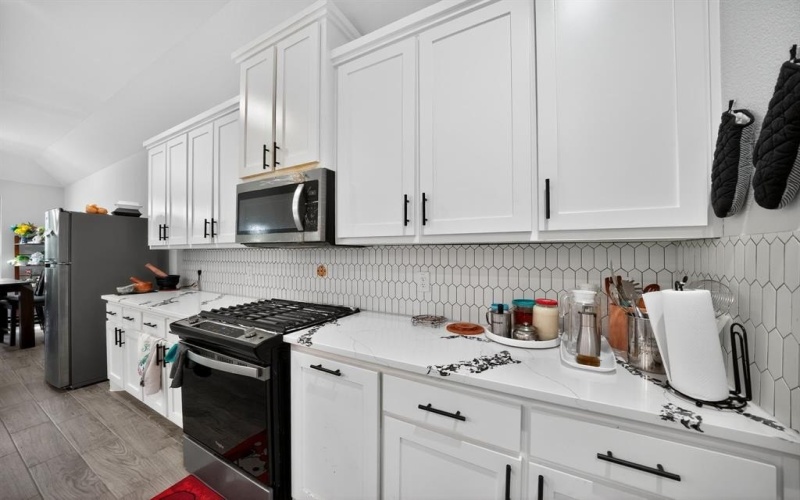 1005 Oak Street, Grand Prairie, TX 75050, 4 Habitaciones Habitaciones , ,3 BañosBaños,Residential,En Venta,1005 Oak Street,0,21075600