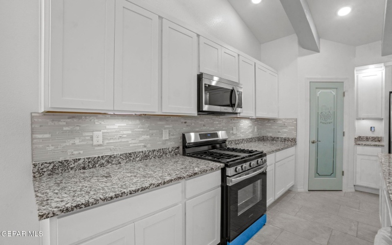 488 Plateau Drive, Socorro, TX 79927, 4 Habitaciones Habitaciones , ,3 BañosBaños,Residential,En Venta,488 Plateau Drive,920948