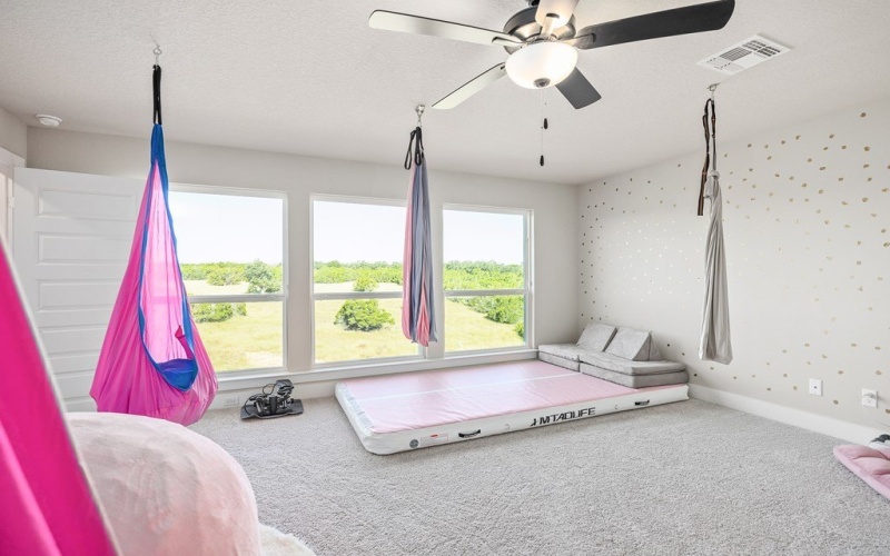 135 Lone Oak, Kerrville, TX 78028, 4 Bedrooms Bedrooms, ,3 BathroomsBathrooms,Residential,For Sale,135 Lone Oak,0,120477