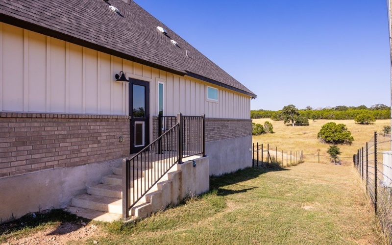 135 Lone Oak, Kerrville, TX 78028, 4 Bedrooms Bedrooms, ,3 BathroomsBathrooms,Residential,For Sale,135 Lone Oak,0,120477